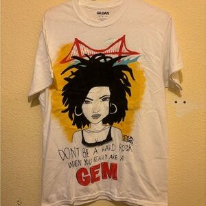 Lauryn Hill Hand Painted Gildan White T-shirt size M